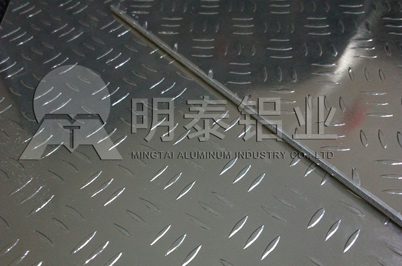 河南5086-H116一條筋花紋板_防滑鋁板廠家_單價